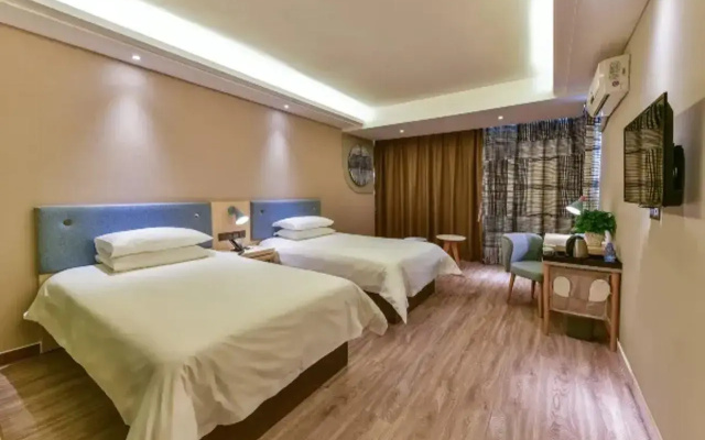 Homeinn · neo (Guilin High-Speed North Railway Station)
