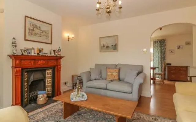 Marine Cottage