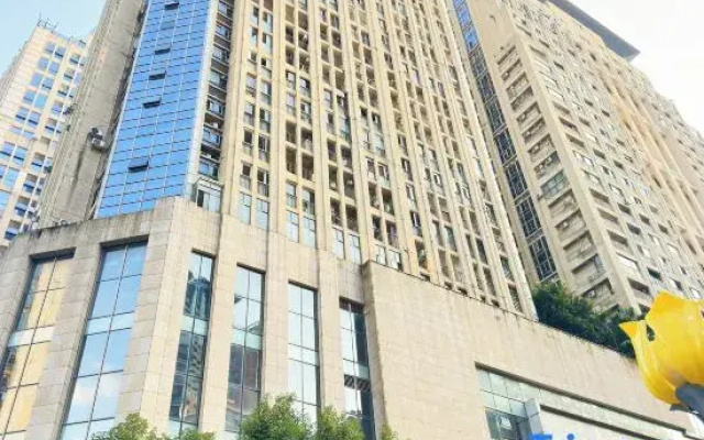 Nanning Lange Holiday Hotel (Convention Center Wanxiang Mall)