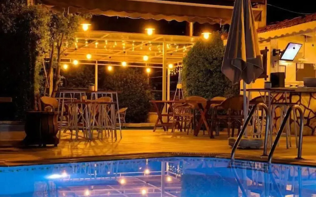 Bybassios Hotel