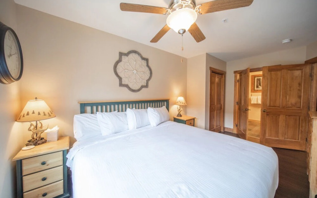 Red Hawk Lodge 2270