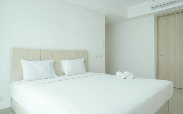 Spacious And Nice 2Br At Hillcrest House Apartment