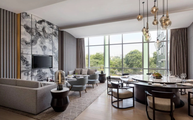 Courtyard by Marriott Shenzhen Northwest