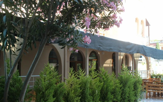 Sancak Otel