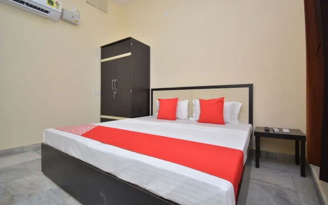 Jass Stays By OYO Rooms