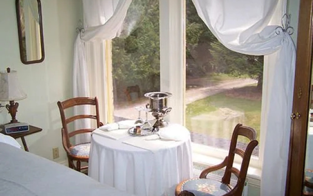 Wild Swan Bed & Breakfast Inn