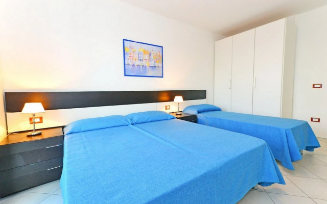 Modern Flat 80 mt From the Beach