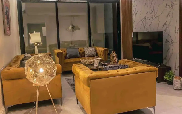 Trendy and Cozy Apartment in Hittin Compound