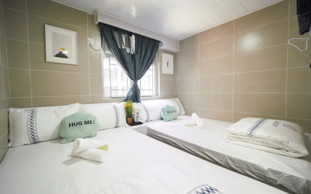 Hostel TST