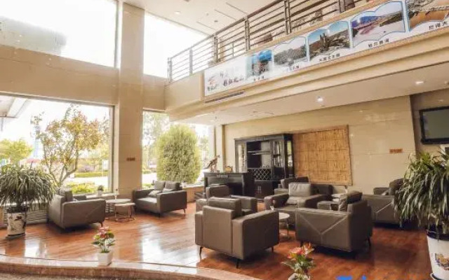 Longhai Hotel