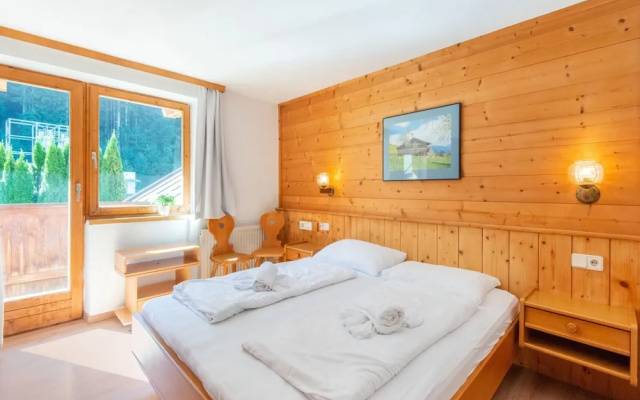 Holiday Apartment for Groups in Oberau