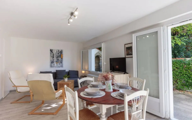 Apartment Les Mâts Saint Palais sur mer 19709