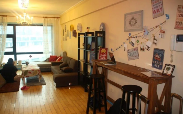 ShengZheng LaCave Apartment(Shenzhen Convention & Exhibition Center) - Hostel