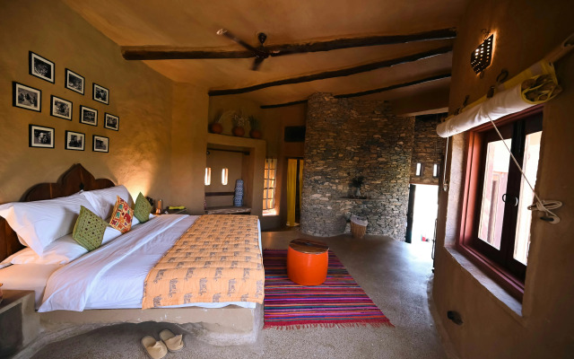 Brij Lakshman Sagar, Pali