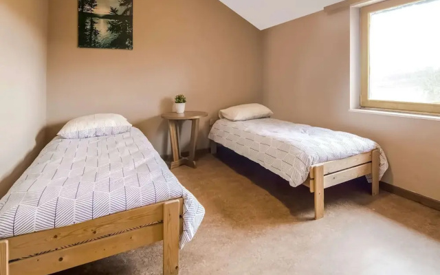 Quiet Valley View Retreat