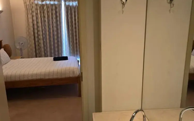 2 Bed Apartment Central London Canary Wharf