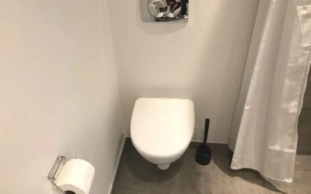 Great Refurbished 2-bed in Amager Island