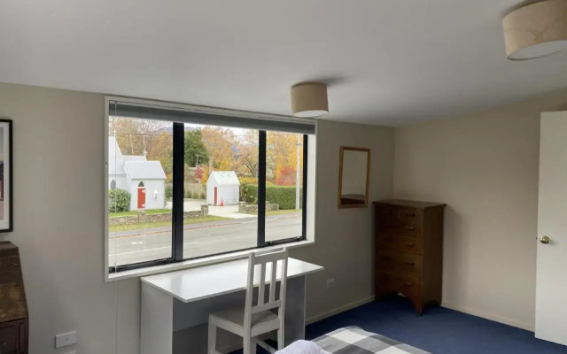 Central Wanaka 2 Bedroom Retreat