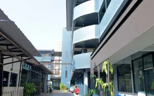Watket Hotel