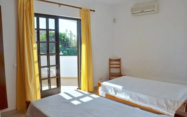 Villa in Vilamoura With Private Pool