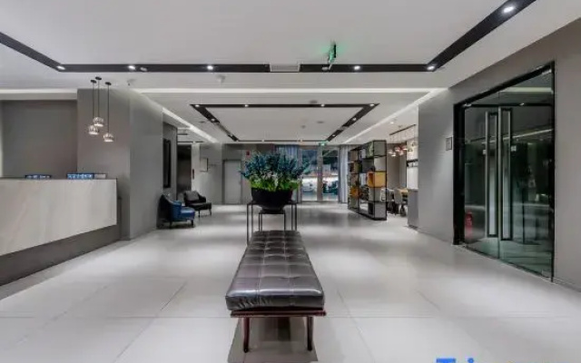 Home Inn Select Chengdu Kuanzhai Alley Fuqin Night Market Branch‌