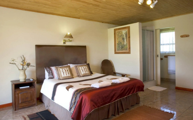 Airport Bird & Game Lodge