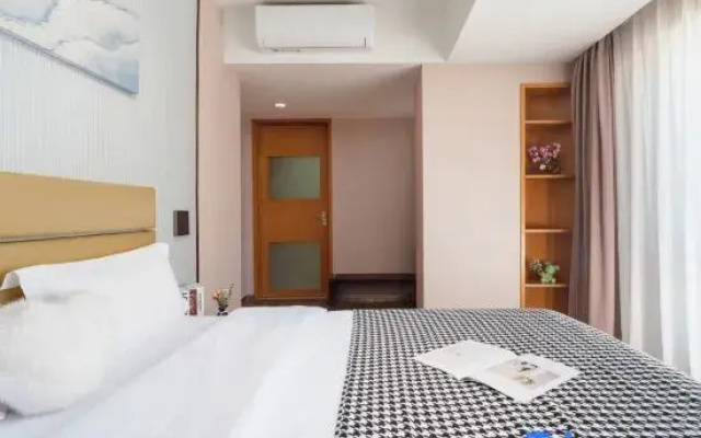 Shiyue Seaview Holiday Apartment