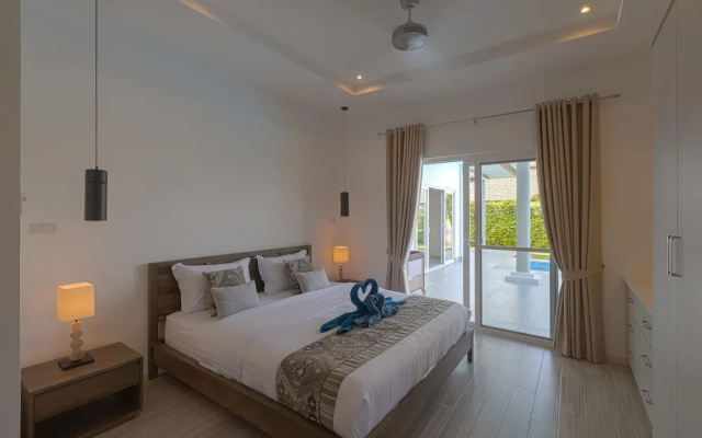 Modern 3 Bedroom Pool Villa MP67