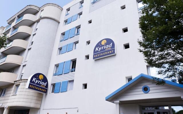 Отель Kyriad Hotel Lyon Centre Croix Rousse Франция, Лион - отзывы, цены и фото номеров - забронировать отель Kyriad Hotel Lyon Centre Croix Rousse онлайн вид на фасад