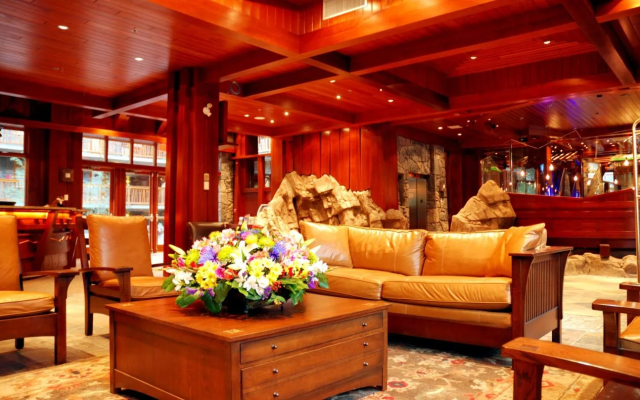 The Fox Hotel and Suites