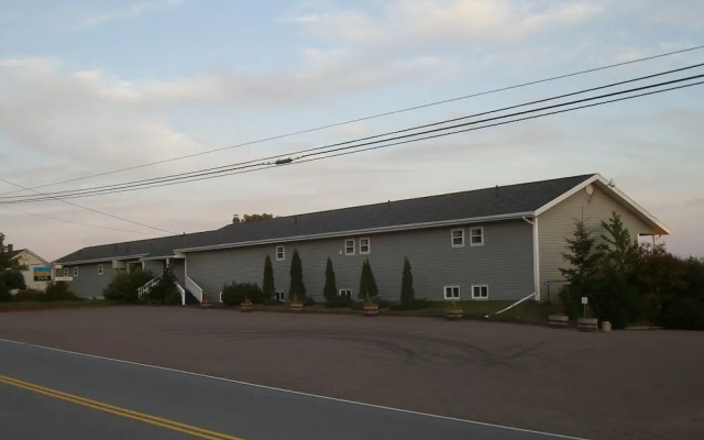 Singing Sands Inn Motel