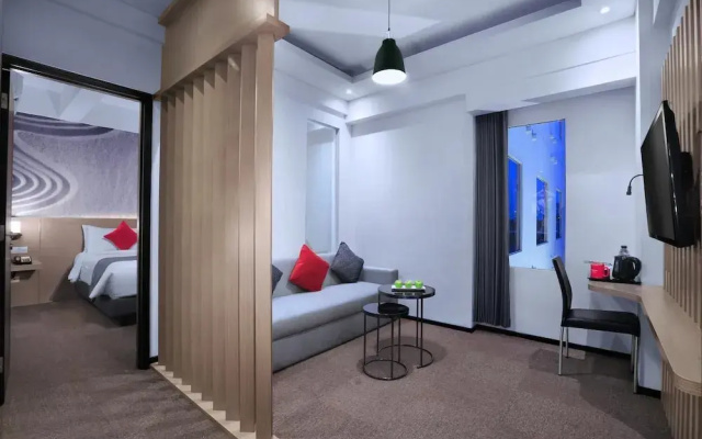 Hotel NEO + Waru-Sidoarjo
