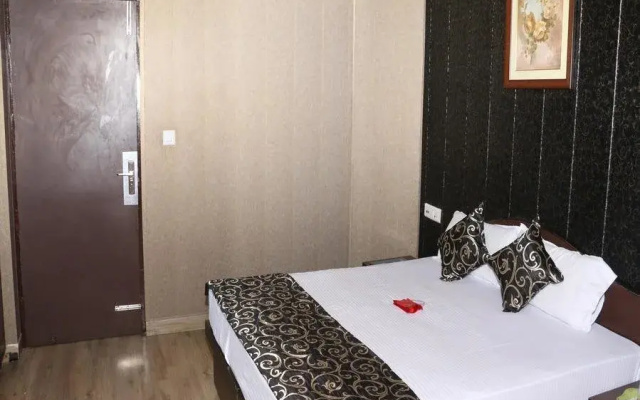 Hotel Leela Classic