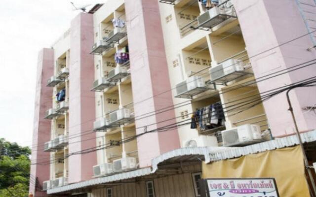 Апартаменты SB Apartment вид на фасад