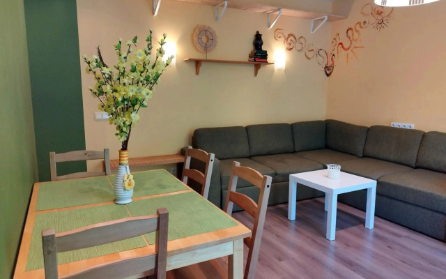 2 Rooms Apartment in Trendy Paupys