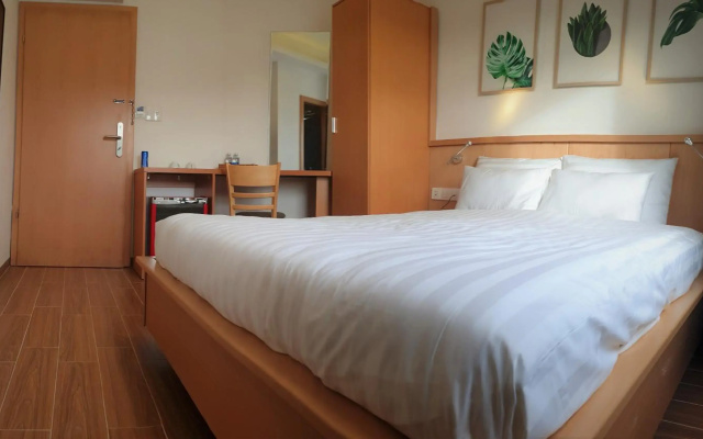 MIA Hotel