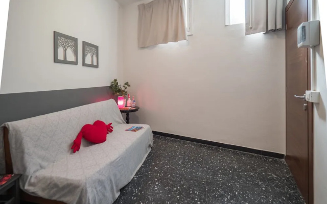 Recanissu Apartment with Balcony & AC