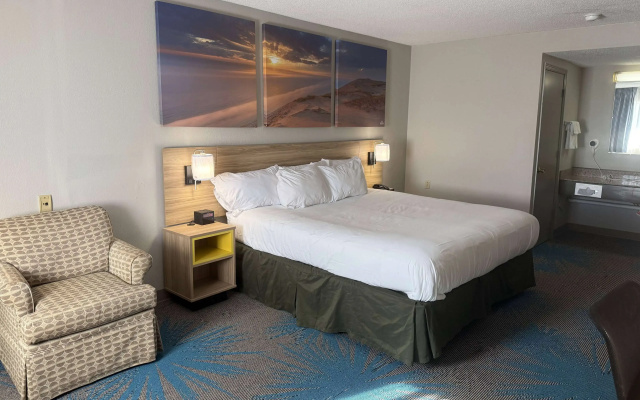 Days Inn by Wyndham Hannibal