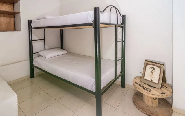 Raiz Hostel