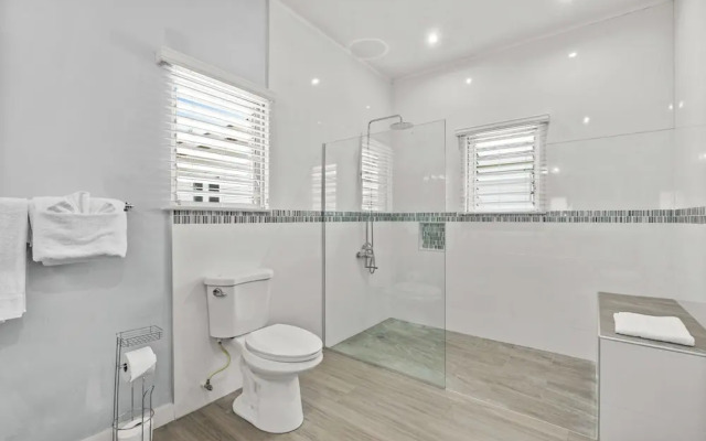 Forever Summer Gorgeous 4BDR Villa