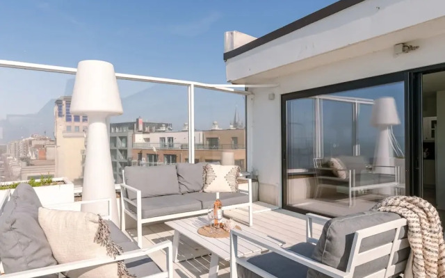Penthouse With 2 Terraces and Magnificent sea View