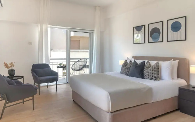 Phaedrus Living: City Breeze Residences Urbanity