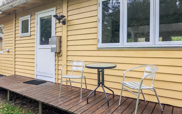 6 Person Holiday Home in Borup
