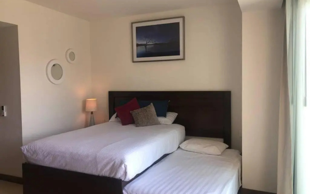 Deluxe Marina View Apartment