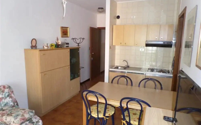 Apartment 80m From the Beach