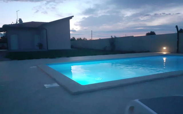 Serene Holiday Home in Novigrad with Private Pool