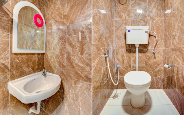OYO 69852 De Classico Hotel