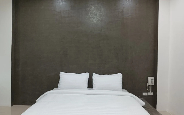 Twenty-Two Hotel