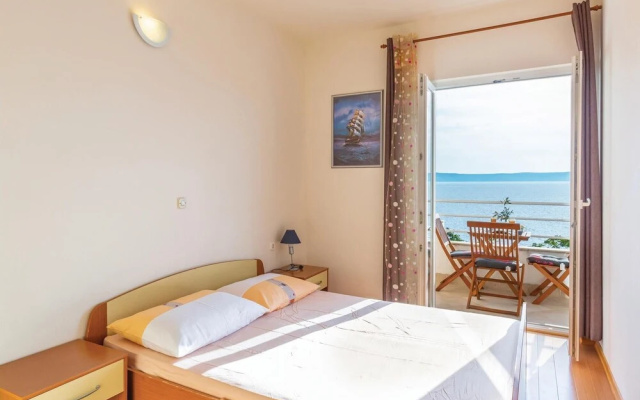 Nice Home in Zivogosce With Wifi and 2 Bedrooms