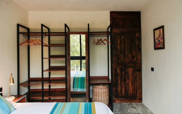 La Casa de María 11:11